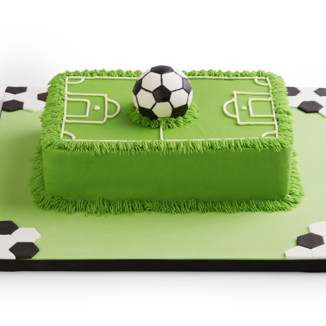 Football Pitch Cake