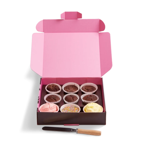 Chocolate Cupcake Decorating Kit (includes palette knife)